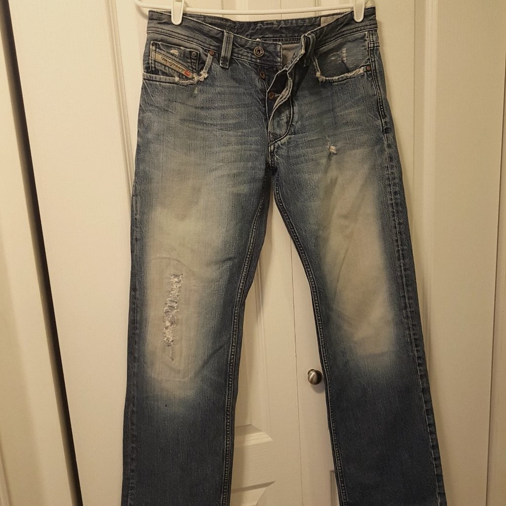 Diesel Larkee distressed jeans